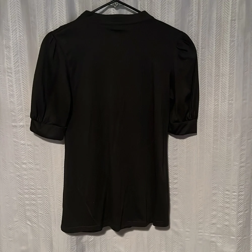 Daytrip Ruffled Top - Picture 2 of 4